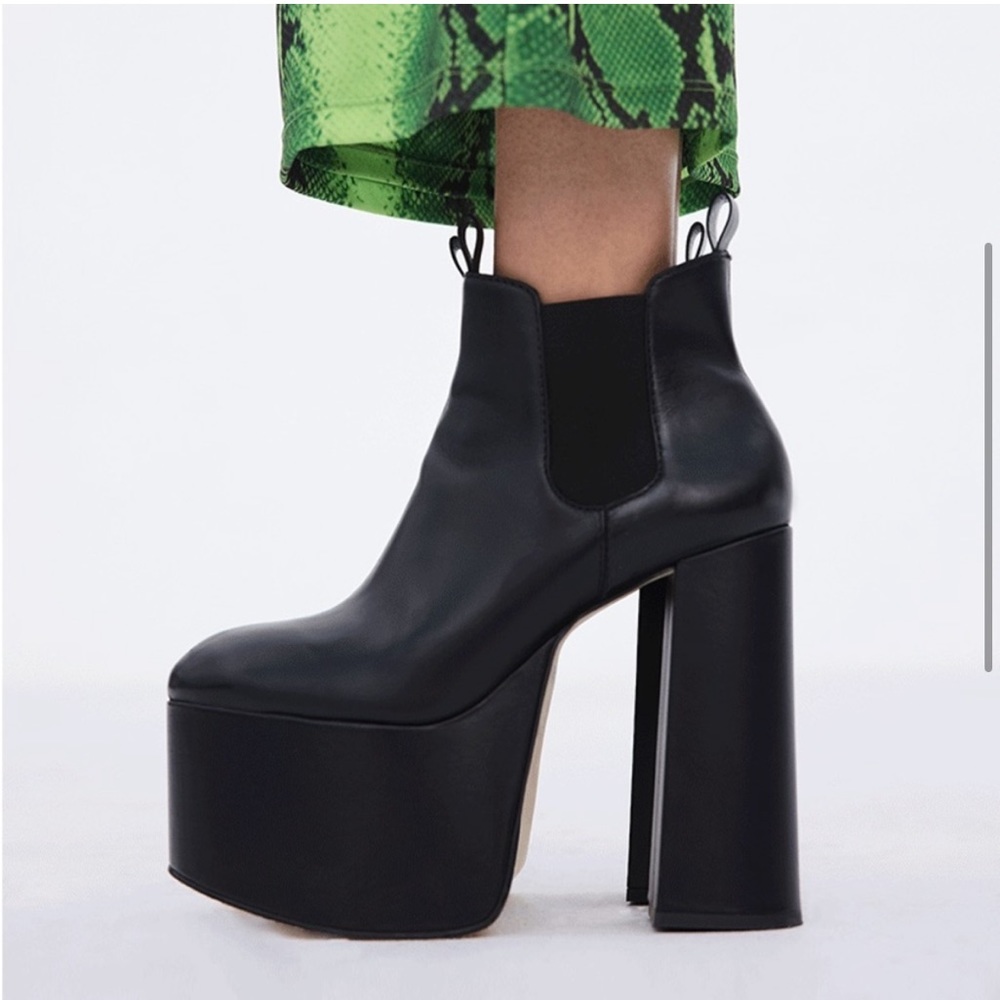Cult Gaia Shoes Size 7